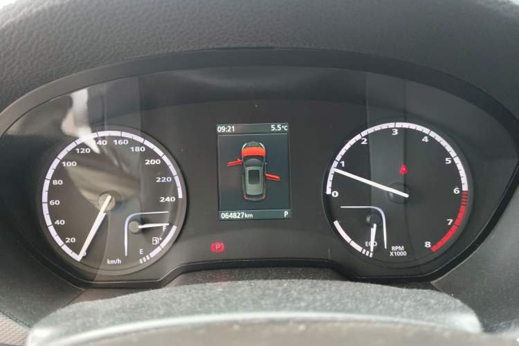 Used Qoros 5 2018 Revised Version 1.6T Automatic Leading Edition Instrument Cluster