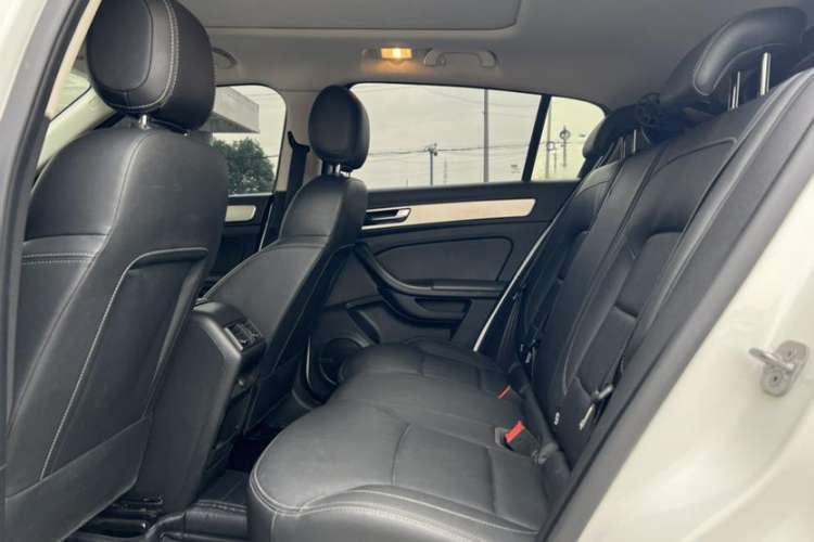 Used Qoros 5 2018 Revised 1.6T Automatic Luxury Version Interior 6