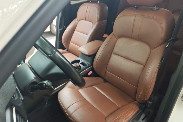 Used Qoros 5 2018 1.6T Automatic Flagship Model Left Front Seat