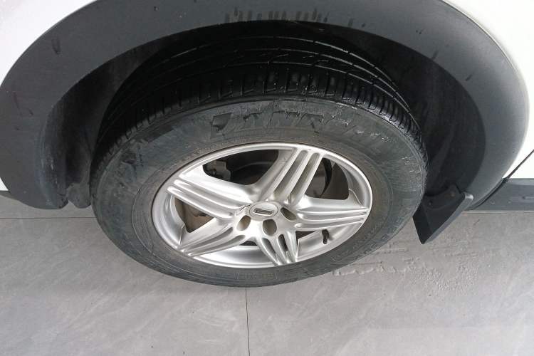 Used Qoros 5 2018 Revised Version 1.6T Automatic Leading Edition Left Front Wheel Hub