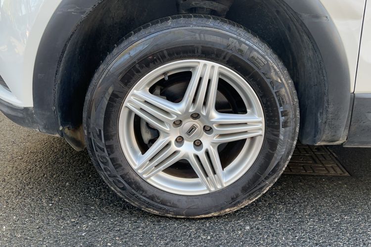 Used Qoros 5 2018 Revised Version 1.6T Automatic Leading Edition Left Front Wheel Hub