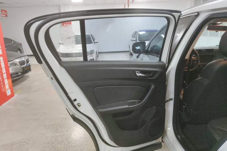 Used Qoros 5 2018 Revised Version 1.6T Automatic Leading Edition Left Rear Door Interior