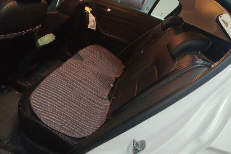 Used Qoros 5 2018 Revised Version 1.6T Automatic Leading Edition Left Rear Seat