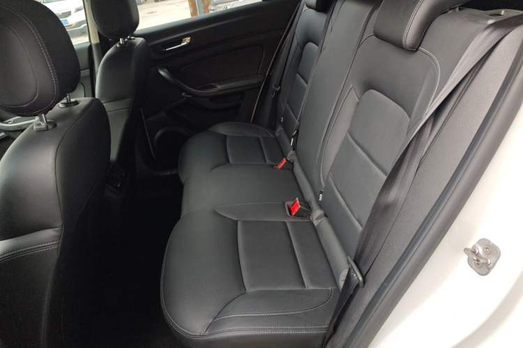 Used Qoros 5 2018 Revised Version 1.6T Automatic Leading Edition Left Rear Seat