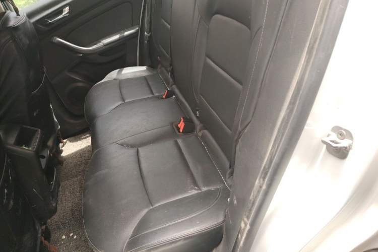 Used Qoros 5 2018 Revised Version 1.6T Automatic Leading Edition Left Rear Seat