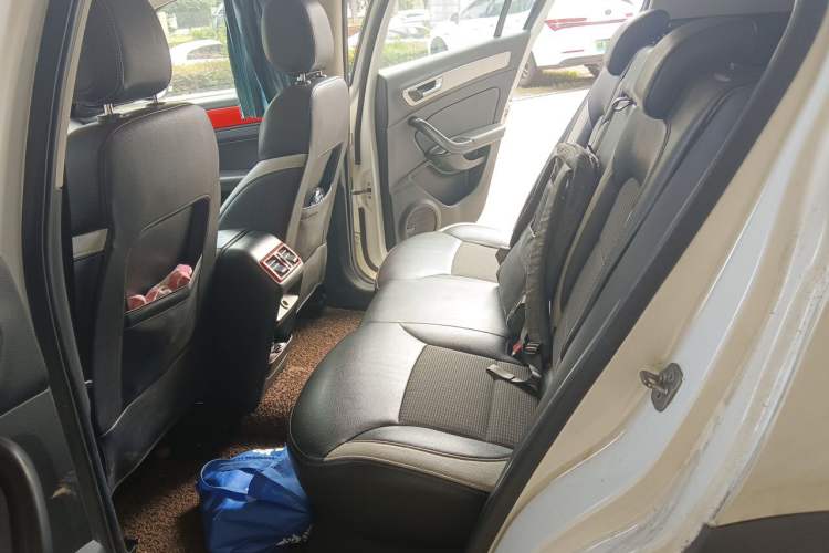 Used Qoros 5 2018 1.6T Automatic Prestige Model Left Rear Seat