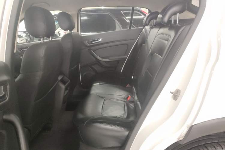 Used Qoros 5 2018 Revised Version 1.6T Automatic Leading Edition Left Rear Seat