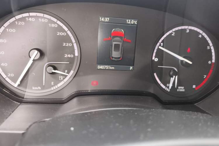 Used Qoros 5 2018 1.6T Automatic Leading Model Odometer Close Up