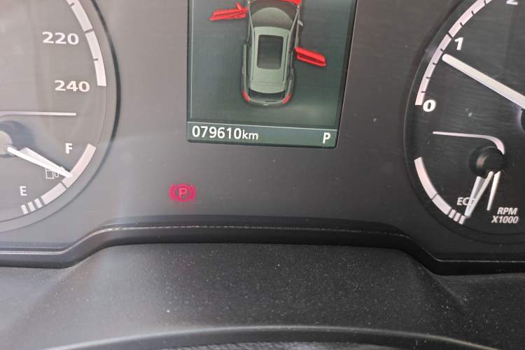 Used Qoros 5 2018 Revised Version 1.6T Automatic Leading Edition Odometer Close Up