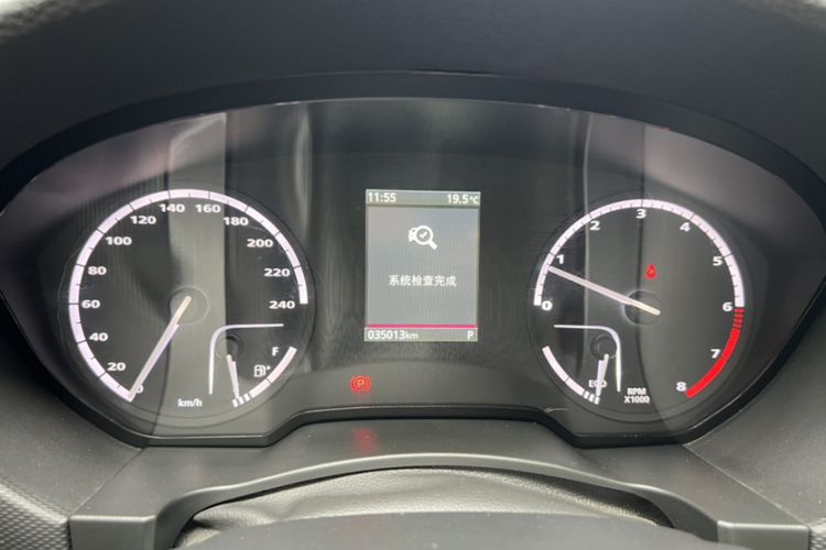 Used Qoros 5 2018 Revised 1.6T Automatic Luxury Version Odometer Close Up