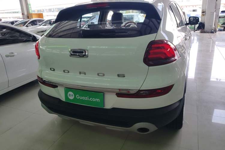 Used Qoros 5 2018 Revised 1.6T Automatic Luxury Version Rear