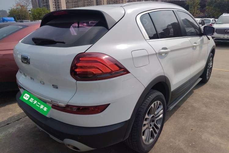 Used Qoros 5 2018 1.6T Automatic Prestige Model Rear Right 45 Deg
