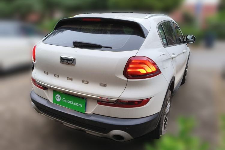 Used Qoros 5 2018 Revised 1.6T Automatic Luxury Version Rear Right 45 Deg