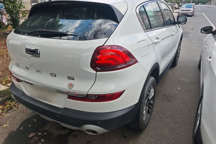 Used Qoros 5 2018 Revised 1.6T Automatic Luxury Version Rear Right 45 Deg