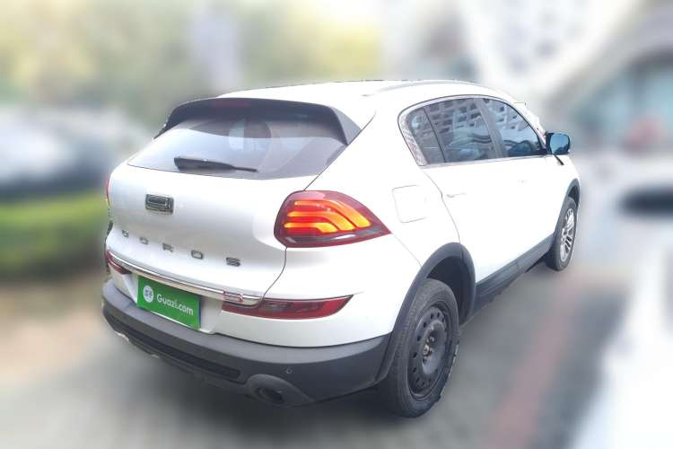 Used Qoros 5 2018 Revised 1.6T Automatic Luxury Version Rear Right 45 Deg