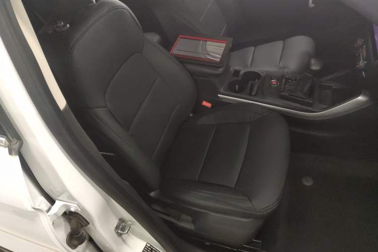 Used Qoros 5 2018 Revised Version 1.6T Automatic Leading Edition Right Front Seat
