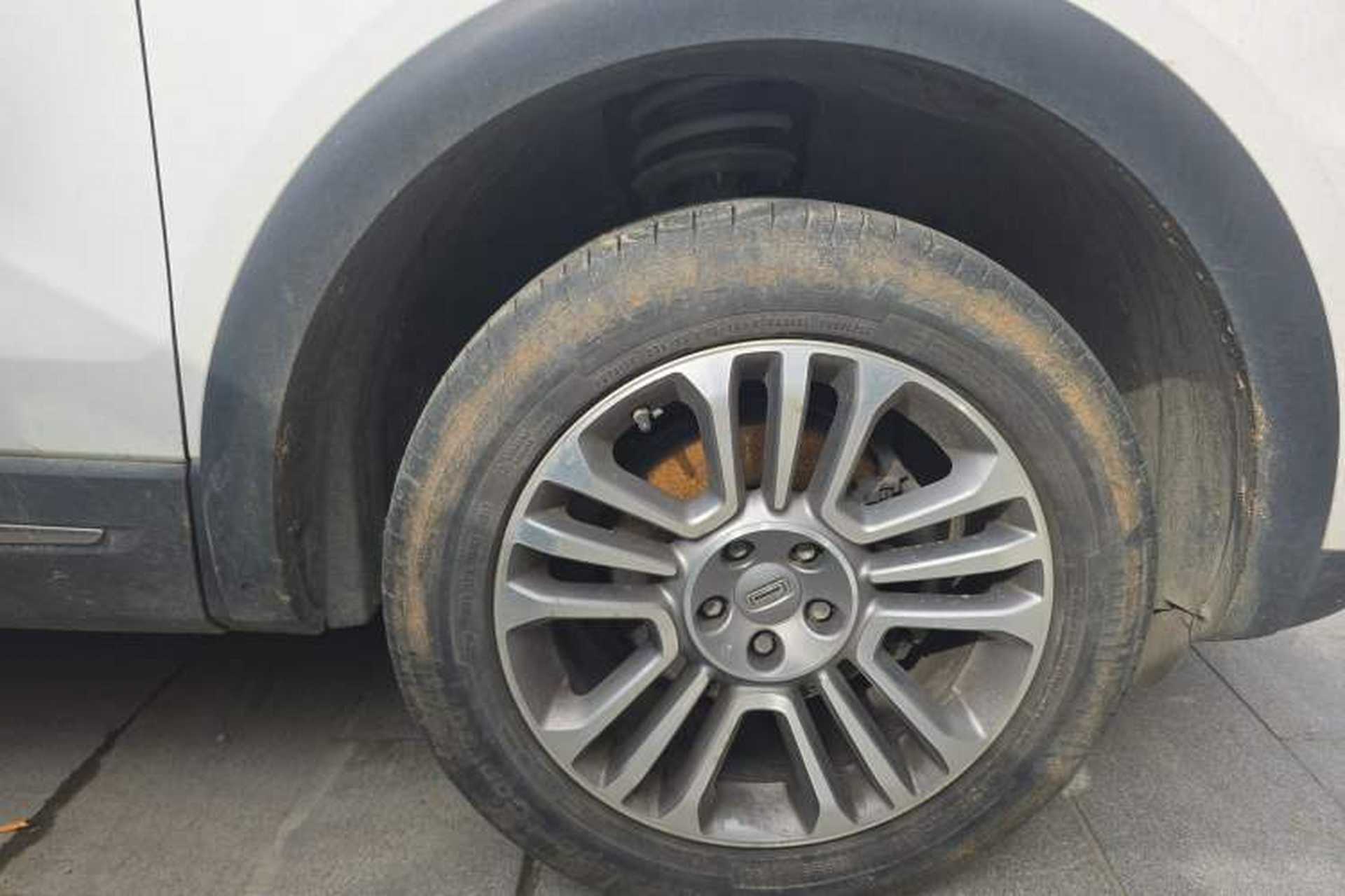 Used Qoros 5 2018 1.6T Automatic Prestige Model Right Front Wheel Hub