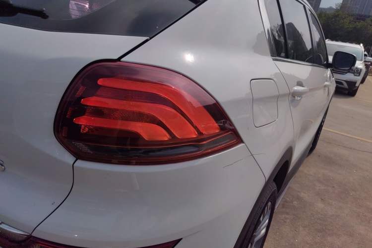 Used Qoros 5 2018 1.6T Automatic Prestige Model Right Rear Taillight