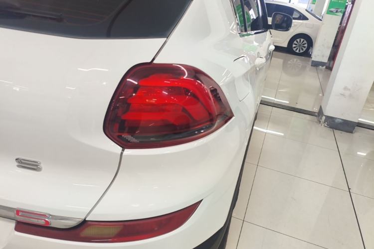 Used Qoros 5 2018 Revised Version 1.6T Automatic Leading Edition Right Rear Taillight
