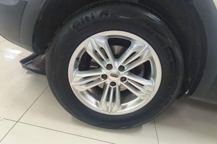 Used Qoros 5 2018 Revised Version 1.6T Automatic Leading Edition Right Rear Wheel Hub
