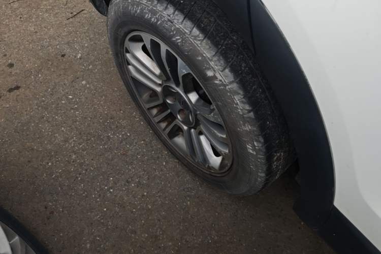 Used Qoros 5 2018 Revised 1.6T Automatic Luxury Version Right Rear Wheel Hub