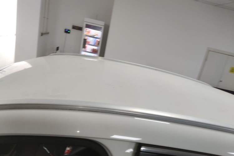 Used Qoros 5 2018 Revised Version 1.6T Automatic Leading Edition Roof