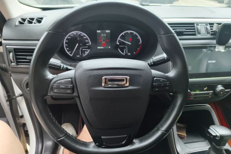 Used Qoros 5 2018 Revised Version 1.6T Automatic Leading Edition Steering Wheel
