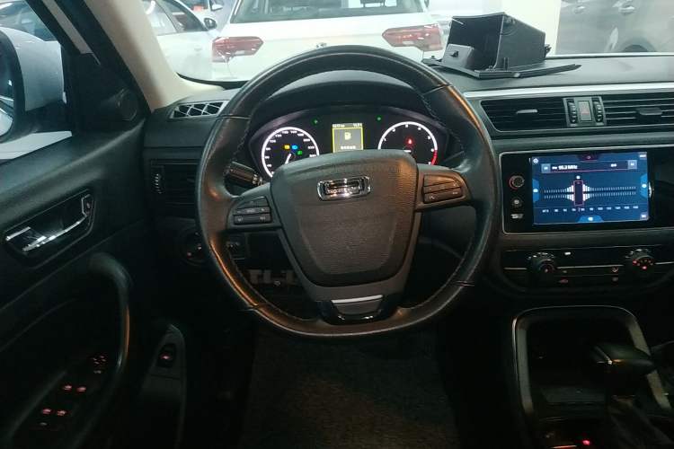 Used Qoros 5 2018 Revised Version 1.6T Automatic Leading Edition Steering Wheel