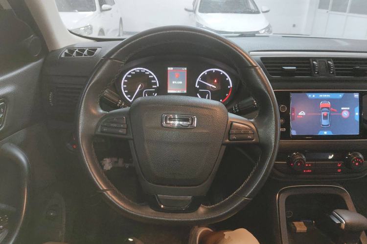 Used Qoros 5 2018 Revised Version 1.6T Automatic Leading Edition Steering Wheel