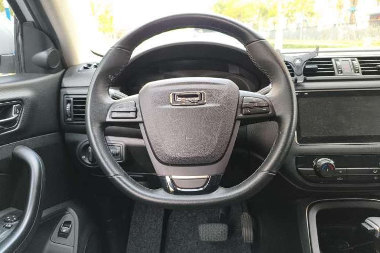 Used Qoros 5 2018 1.6T Automatic Leading Model Steering Wheel