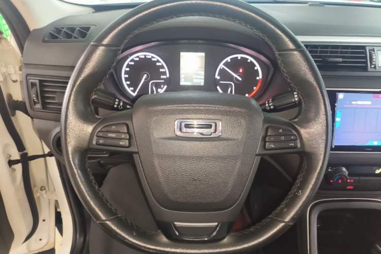 Used Qoros 5 2018 Revised Version 1.6T Automatic Leading Edition Steering Wheel
