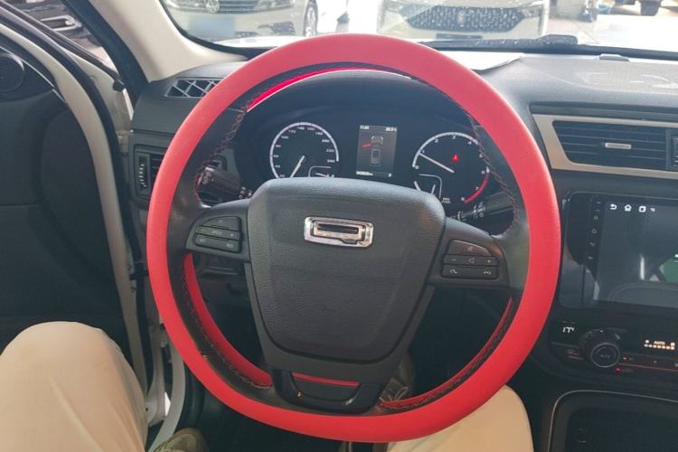Used Qoros 5 2018 Revised 1.6T Automatic Luxury Version Steering Wheel