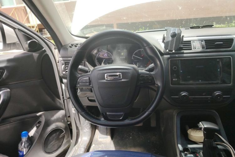 Used Qoros 5 2018 Revised Version 1.6T Automatic Leading Edition Steering Wheel