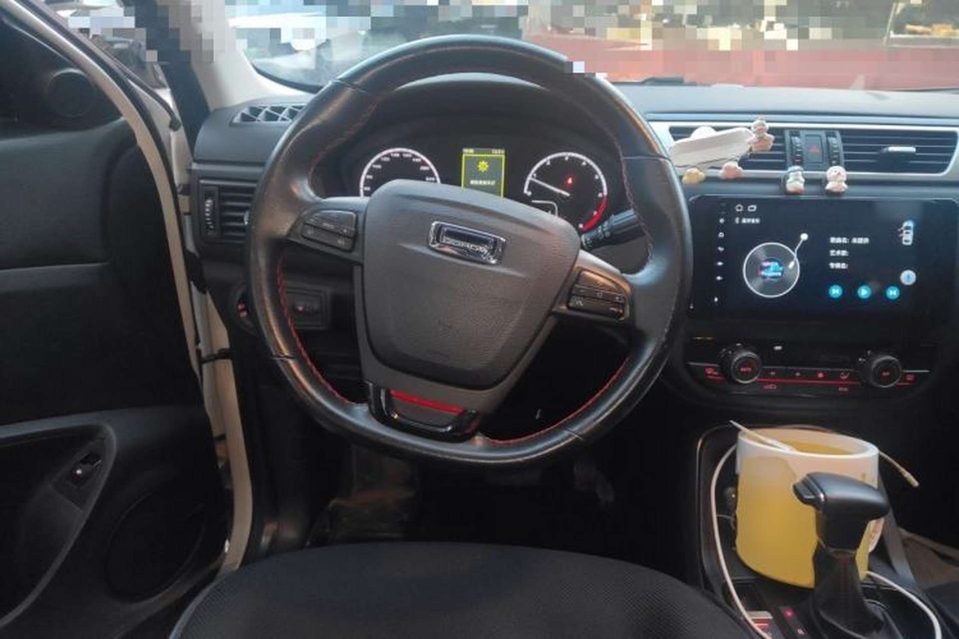 Used Qoros 5 2018 1.6T Automatic Prestige Model Steering Wheel