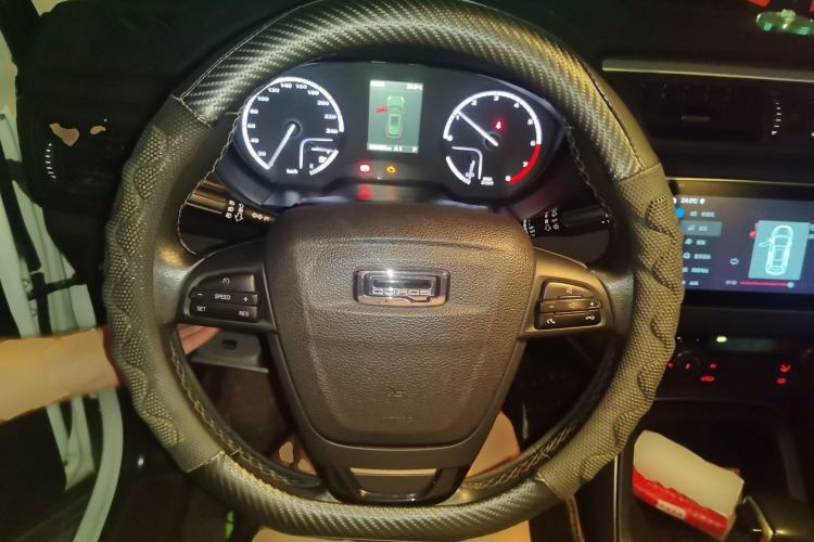 Used Qoros 5 2018 Revised Version 1.6T Automatic Leading Edition Steering Wheel