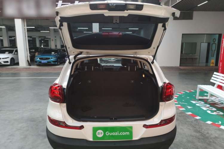 Used Qoros 5 2018 Revised Version 1.6T Automatic Leading Edition Trunk