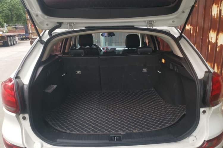Used Qoros 5 2018 1.6T Automatic Prestige Model Trunk