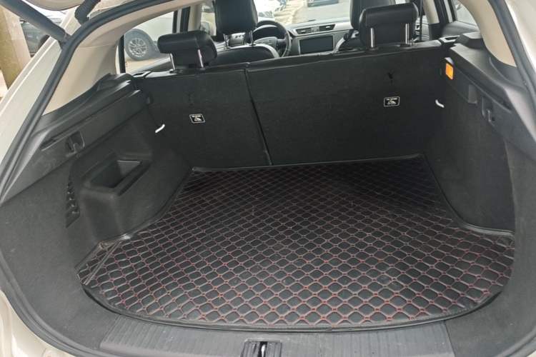 Used Qoros 5 2018 Revised 1.6T Automatic Luxury Version Trunk