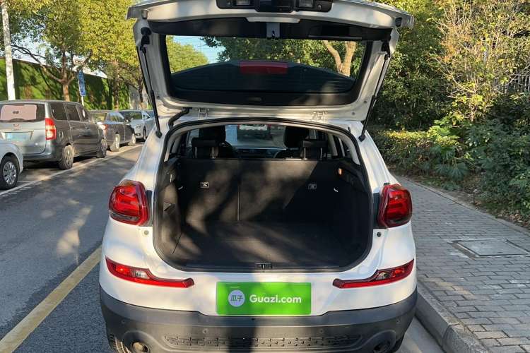 Used Qoros 5 2018 Revised Version 1.6T Automatic Leading Edition Trunk