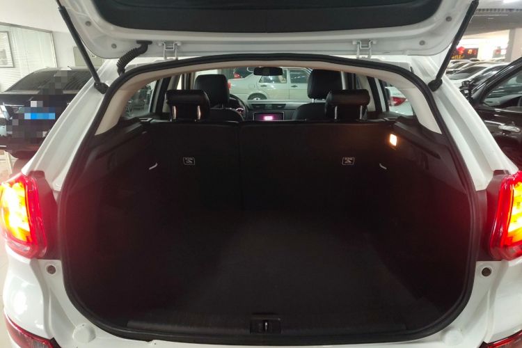 Used Qoros 5 2018 Revised Version 1.6T Automatic Leading Edition Trunk