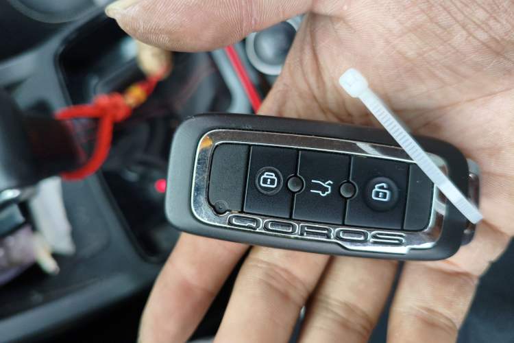 Used Qoros 5 2018 1.6T Automatic Prestige Model Vehicle Key