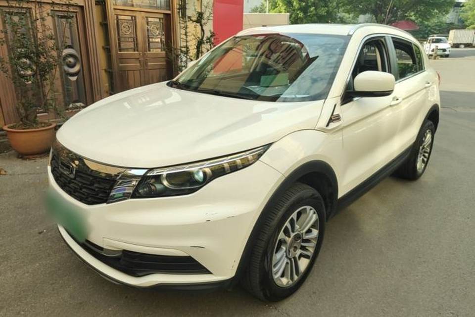 Qoros 5 2018