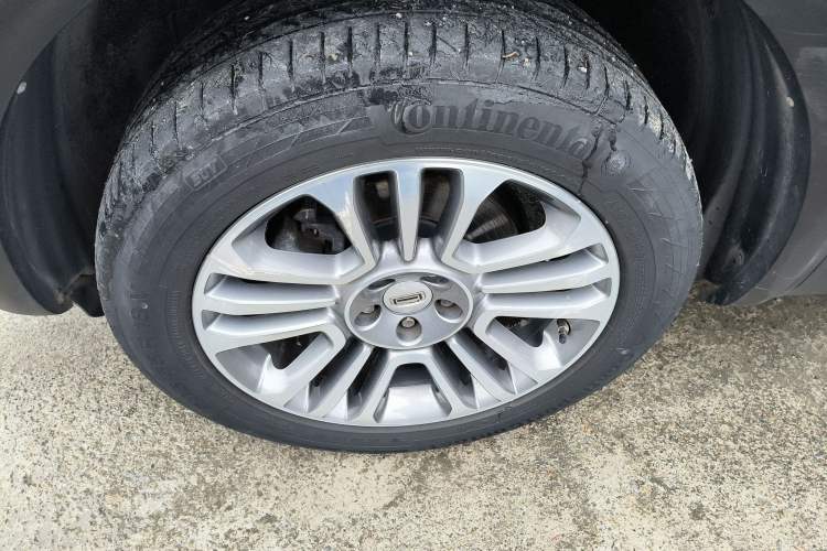 Used Qoros 5 2019 1.6T Automatic Zhiyun Connect (AliOS) Edition Prestige Model Left Front Wheel Hub