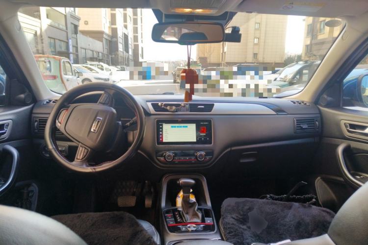 Used Qoros 5 2019 1.6T Automatic Zhiyun Connect (AliOS) Edition Prestige Model Center Console