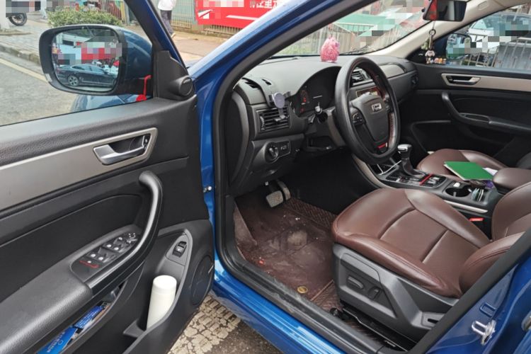 Used Qoros 5 2019 1.6T Automatic Zhiyun Connect (AliOS) Edition Prestige Model Driver Seat