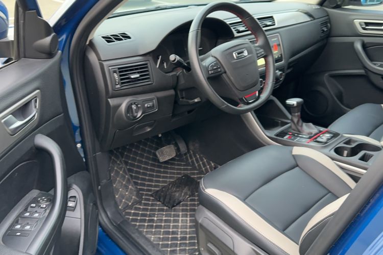 Used Qoros 5 2019 1.6T Automatic Zhiyun Connect (AliOS) Edition Prestige Model Driver Seat