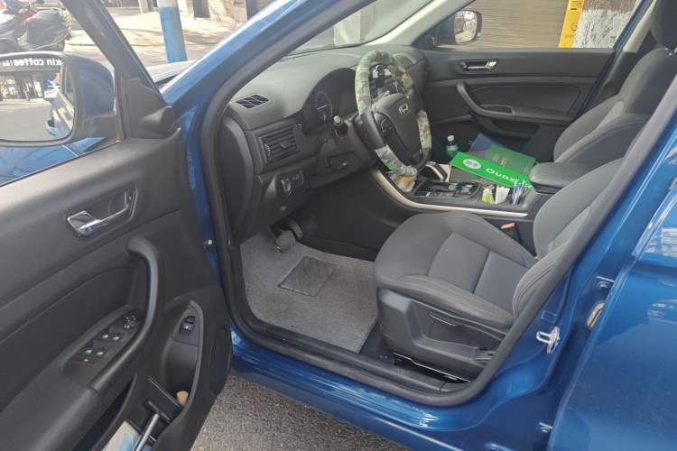 Used Qoros 5 2019 Qoros 5S 1.6 TGDI Leading Model Driver Seat