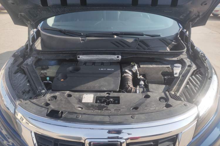 Used Qoros 5 2019 Qoros 5S 1.6 TGDI Prestige Model Engine Bay