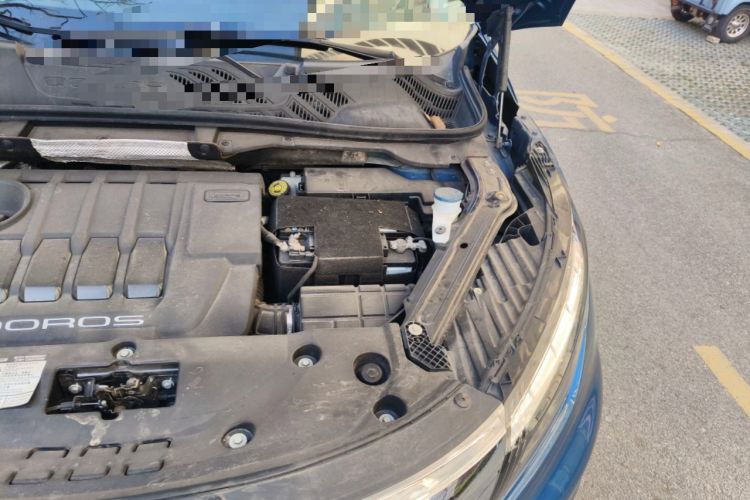 Used Qoros 5 2019 1.6T Automatic Zhiyun Connect (AliOS) Edition Prestige Model Engine Bay Left