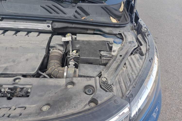 Used Qoros 5 2019 Qoros 5S 1.6 TGDI Leading Model Engine Bay Left